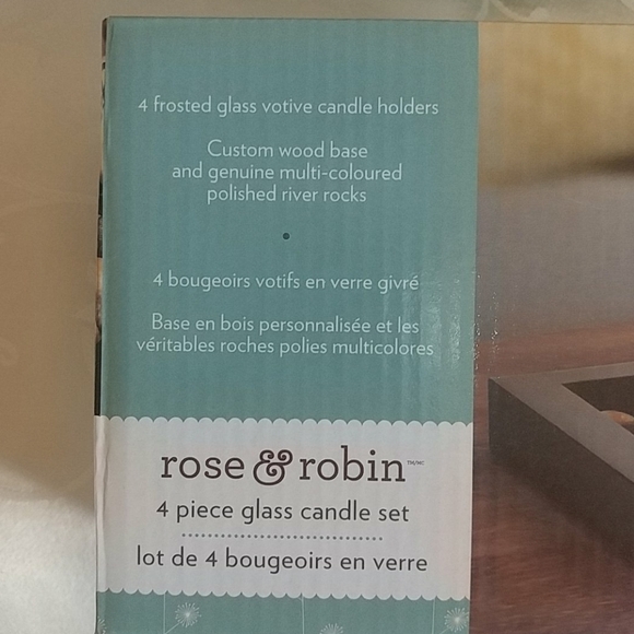 Rose and Robin Candle Set - Picture 2 of 4